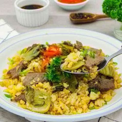 牛肉と高菜チャーハン